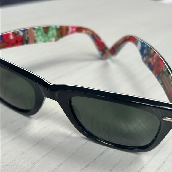 Limited Edition Ray-Ban Black Sunglasses - Picture 4 of 8